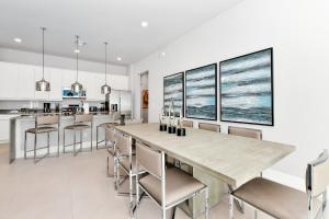 Spacious Condo Near Disney With Resort & Waterpark Access - B6-126