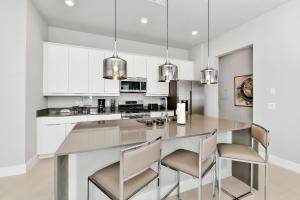 Spacious Condo Near Disney With Resort & Waterpark Access - B6-126