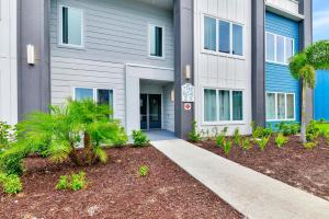 Chic & Cozy Condo Near Disney With Resort & Waterpark Access - B45-235