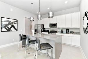 Homey Condo Hideaway Near Disney With Resort & Waterpark Access - B44-141