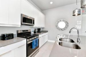 Homey Condo Hideaway Near Disney With Resort & Waterpark Access - B44-141