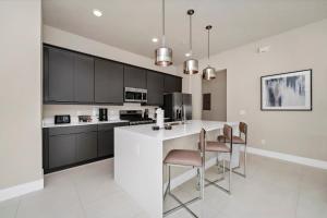 Homey Condo Near Disney With Resort & Waterpark Access - B36-106