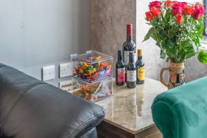 Brindley Apartment - City Centre - Free Parking, Fast Wifi and Smart TV by Yoko Property