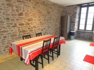 Maisons de vacances Gite Dourdou - Les Hauts de Camares : photos des chambres