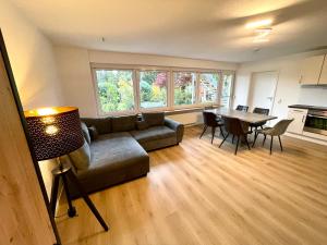 Ruhige Auszeit am Ortsrand - modern und gemütlich