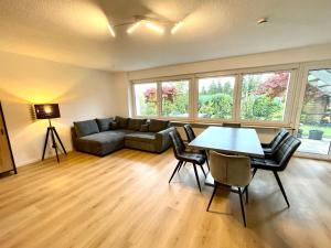 Ruhige Auszeit am Ortsrand - modern und gemütlich