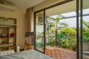 Leng Viethome x Vuinest - Ecopark apartment