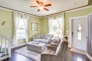 Less Than 1 Mi to Downtown Fort Myers Tranquil Retreat