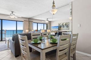 Emerald Towers West 3002 - Golden Days