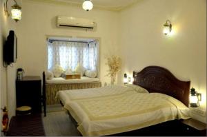 The Devi Villa By The Lake Udaipur