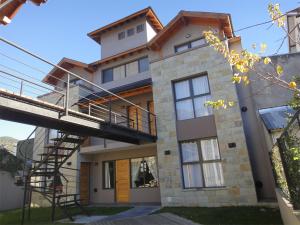 Vivasma - Moderno departamento en planta baja con patio y parrilla