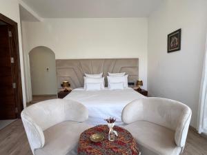 Villa Fiori Luxury Italian Villa, Pool & Spa, Marrakech