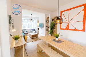 Stunning Stay - Fast Wi-Fi - Garden - Walk to Town