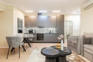 Cheerful & Modern city studio apartments in Riga Town Center