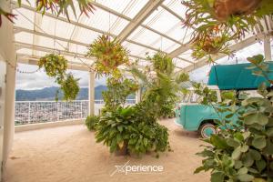 Lux at 15, Pool, Gym and Stylish City Stay