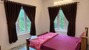 MistAura Vagamon Tea Garden Cottage