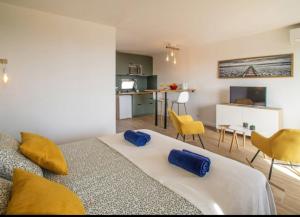 Sea view studio, terrace & pools - Albufeira