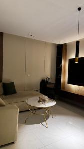 شقة أنيقة مودرن بحي المروج