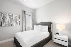 Modern Condo Near Disney And Resort & Waterpark Access -B48 -221