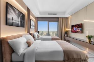 Luxe High-Rise with Burj Khalifa and Sunset view