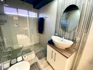 Modern Van Riebeeck Park Accomodation