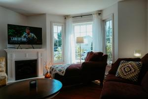 St Johns Retreat Terrace 3 BR & 2 Baths - Ubytování bez kategorie ve městě St. John's