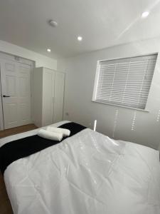 Modern en-suite rooms Luton air port