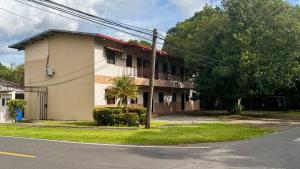 3bed Apartments Center