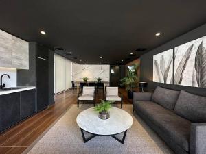 HOM I Lujoso Depto 2D2B, Ñuñoa con Estacionamiento