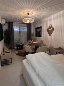 Studio moderne et contemporain