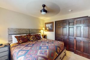 Grandview Condo #C14 = Chilly Pepper