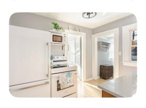 Gated single family home downtown ST Petersburg, FL