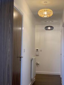 2 Bed Flat- Direct Links to Central London