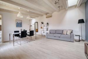 Bright flat in the Heart of Porta Venezia