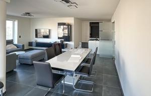 Luxurious Apartment In Oostende With Wifi