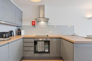 Leeds Central Hub - Free Parking - Sleeps 5