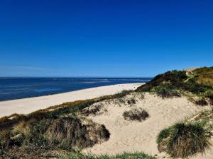 6 person holiday home in Blåvand-By Traum