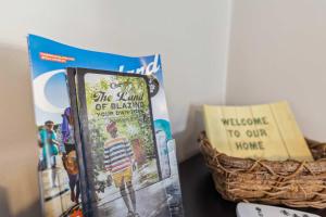 Stylish Lakewood Apartment - Free Parking & Wi-Fi