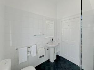 Classic Meets Modern in Central Wagga