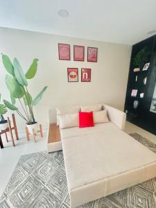 US Embassy Autodromo apartment 30 minutes away