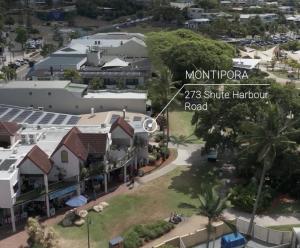 Montipora Luxe Beachside Apartment