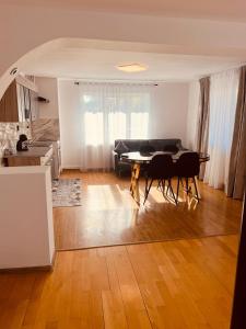 Apartamente B&K