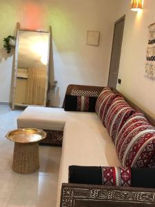 Marrakech Authentic 2-Bedroom flat NearGueliz