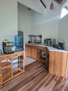 Pachamama Nueva River side Bungalows Punta Uva