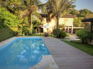 Angra dos Reis Ampla com Conforto e Deck para Lanchas