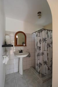 El Castillo Tropical Desconéctate de la civilización