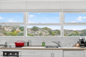 5 Sir George Ritchie Ave Goolwa South - Linen Included