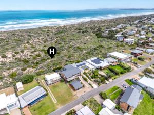 5 Sir George Ritchie Ave Goolwa South - Linen Included