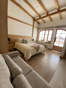 Suites Modernas Coloniales en el Centro Histórico de Cuenca