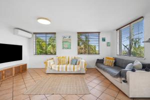 Noosa International 103 - 1 Edgar Bennett Avenue N